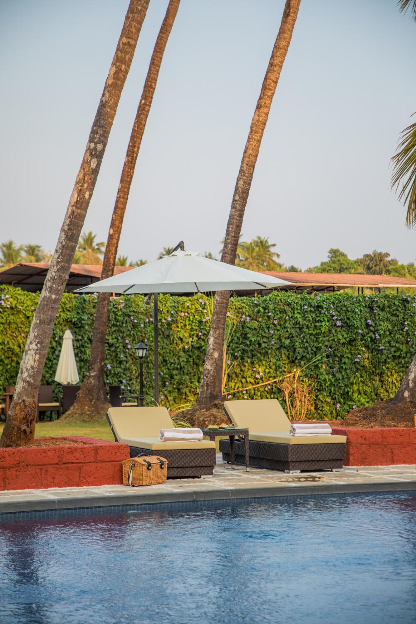 Sawantwadi Palace Boutique Art Hotel Exterior photo